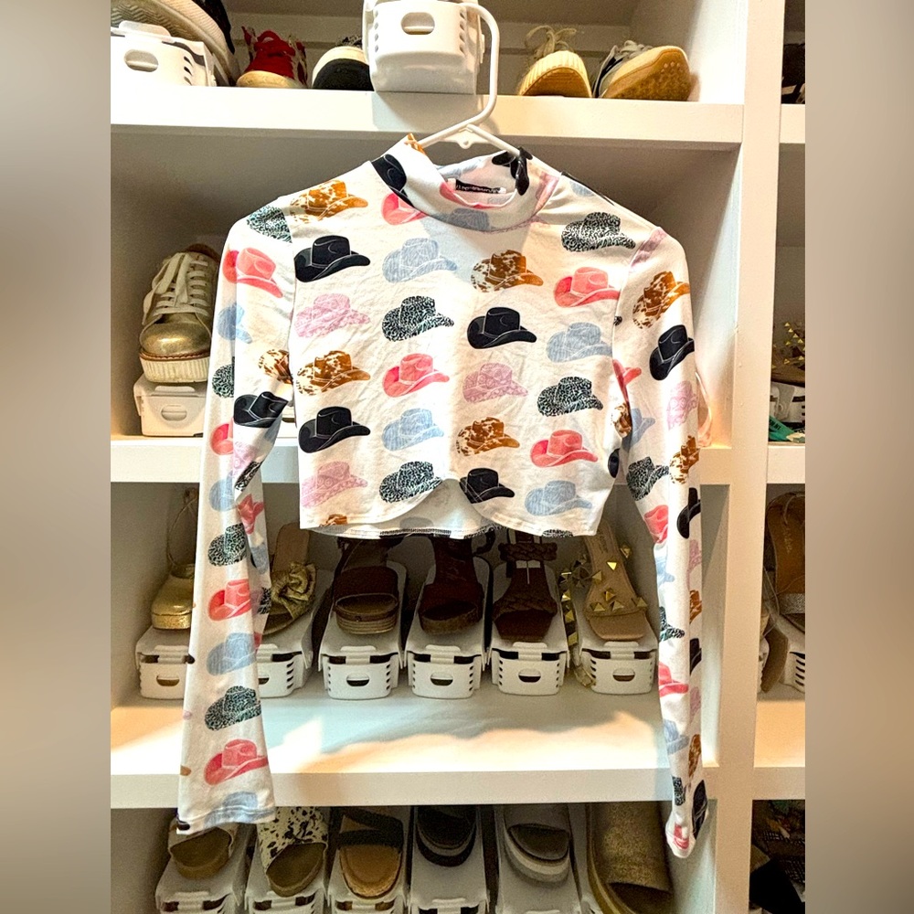 Cropped cowboy top